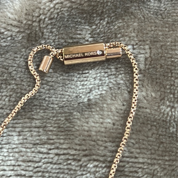 MK RoseGold necklace - Picture 9 of 9